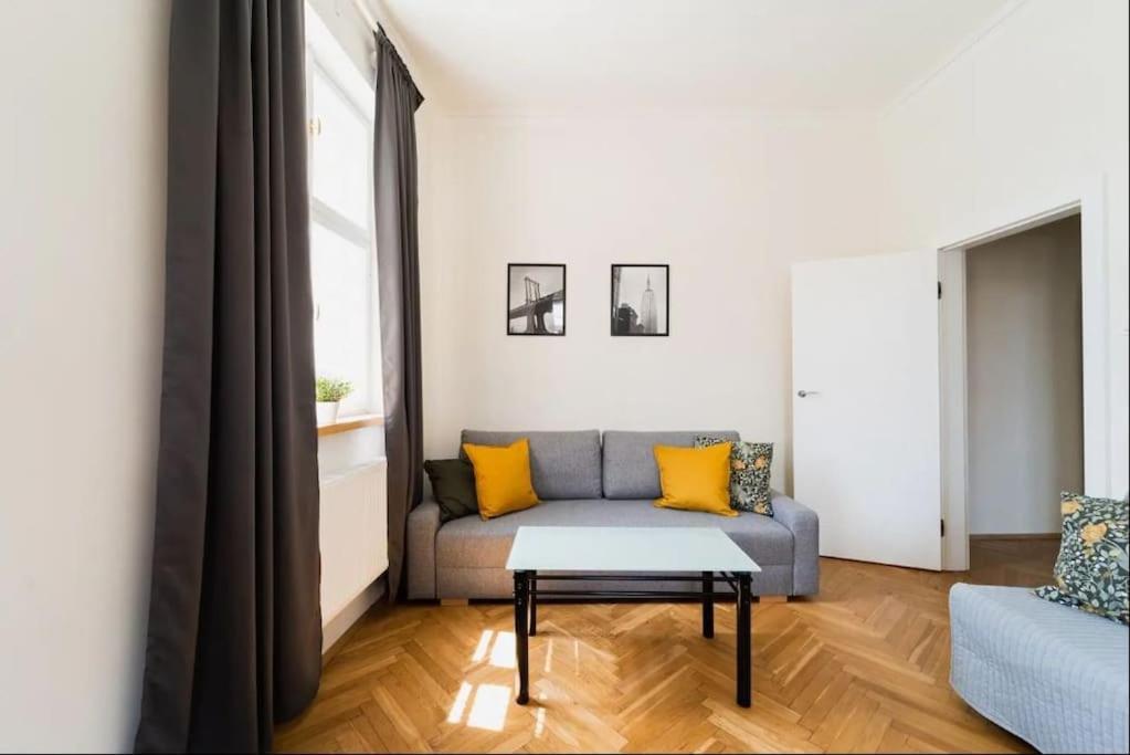 Duze Mieszkanie W Samym Rynku Wrocław Exteriör bild